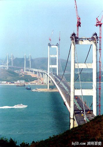 青马全景.jpg